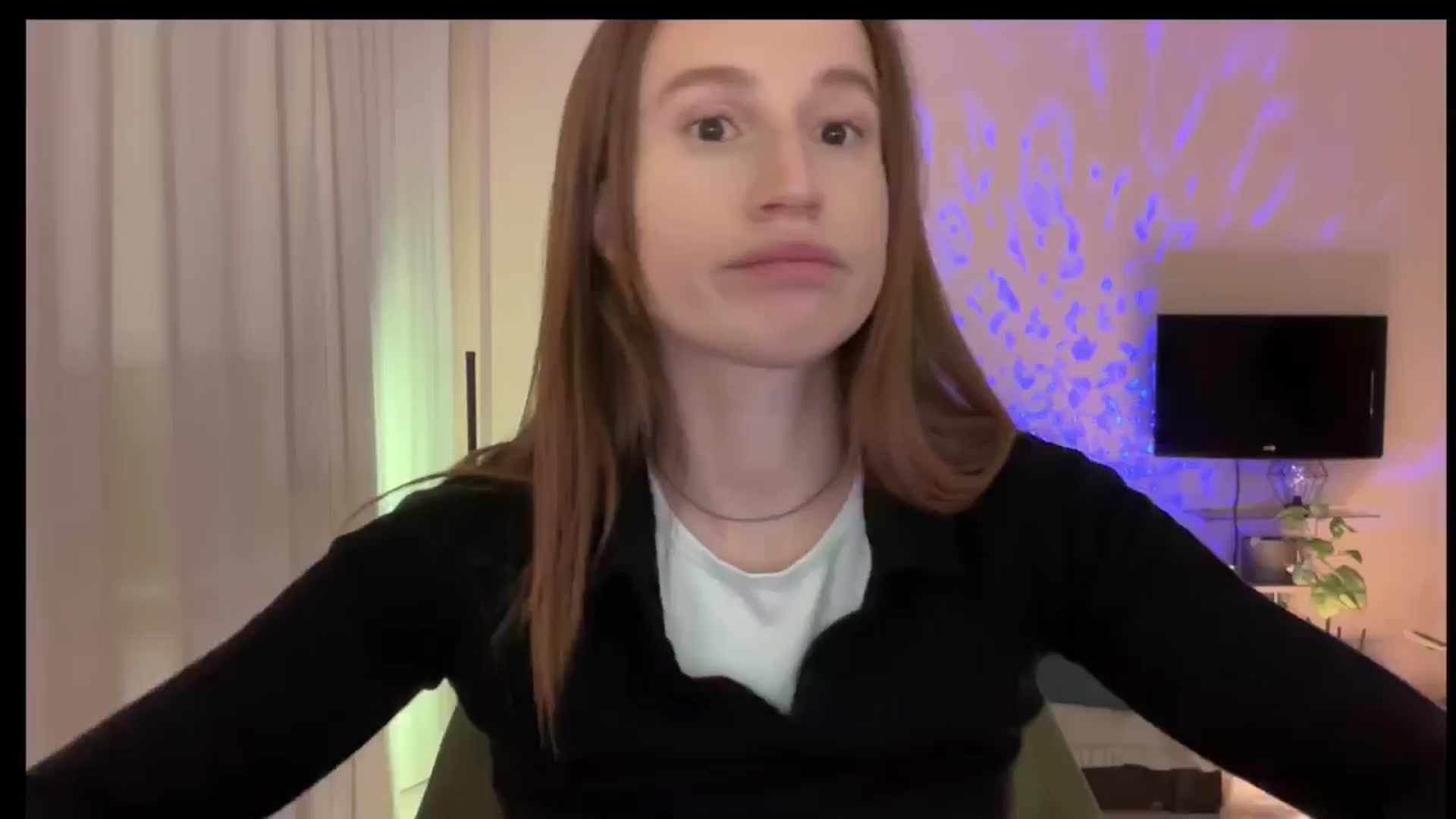 Gallery image thumbnail from LovelyBvnny's myfreecams stream on, 01/09/2025, 18:09 image 10 of 20