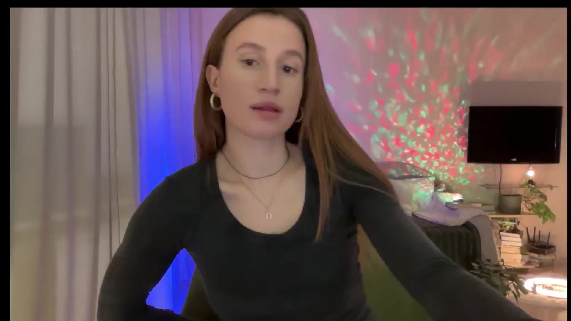 Gallery image thumbnail from LovelyBvnny's myfreecams stream on, 01/25/2025, 15:10 image 16 of 20