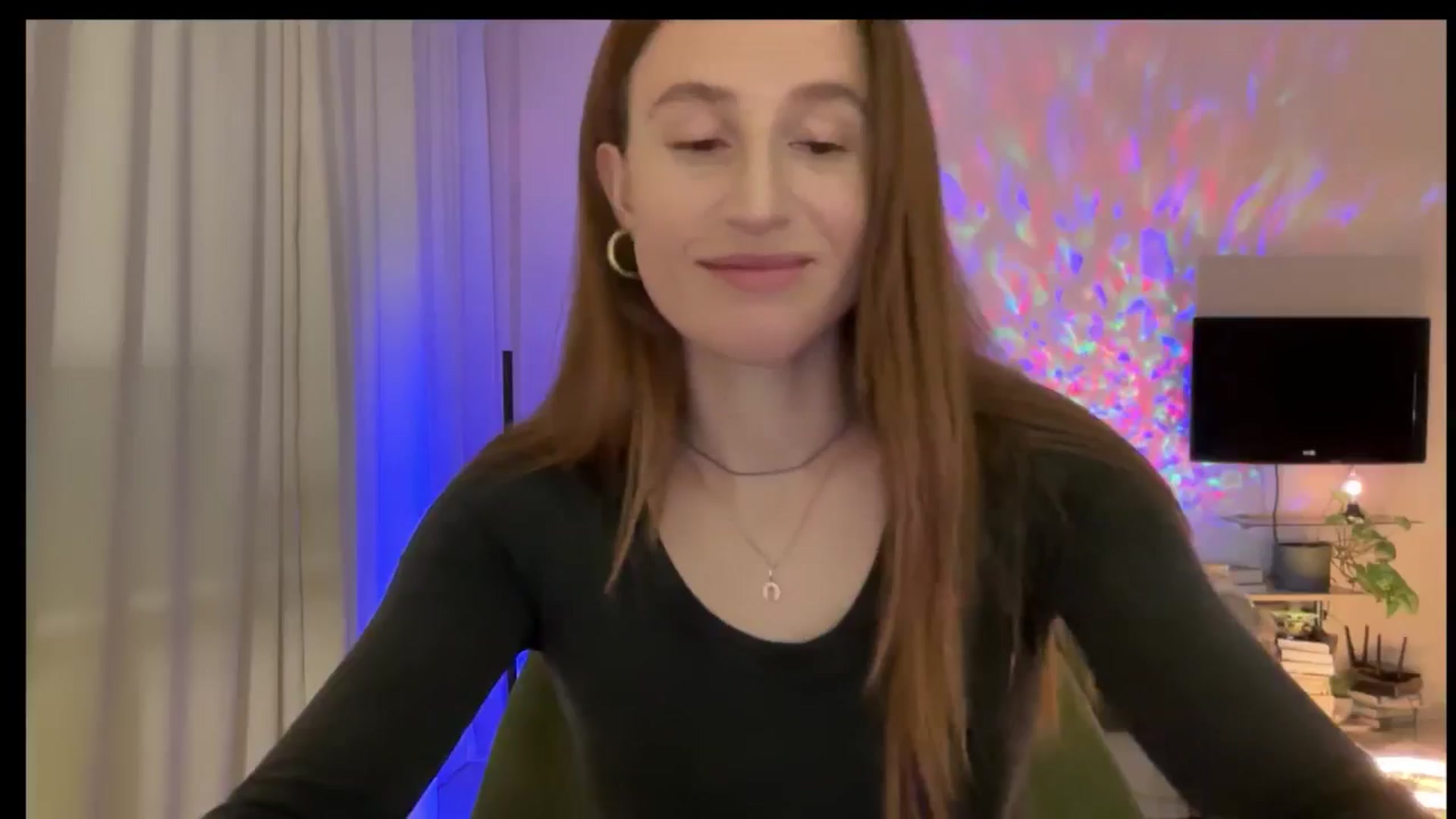 Gallery image thumbnail from LovelyBvnny's myfreecams stream on, 01/25/2025, 15:10 image 14 of 20