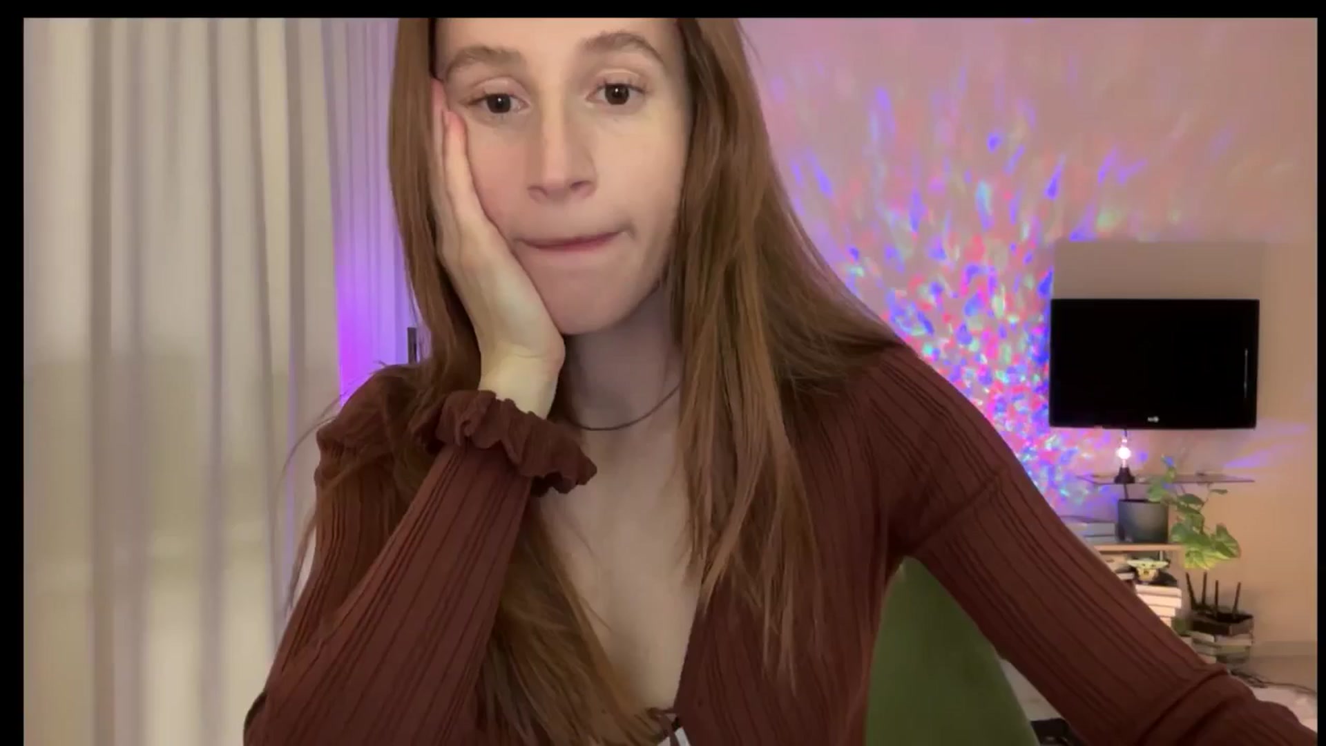 Gallery image thumbnail from LovelyBvnny's myfreecams stream on, 01/29/2025, 16:38 image 6 of 20