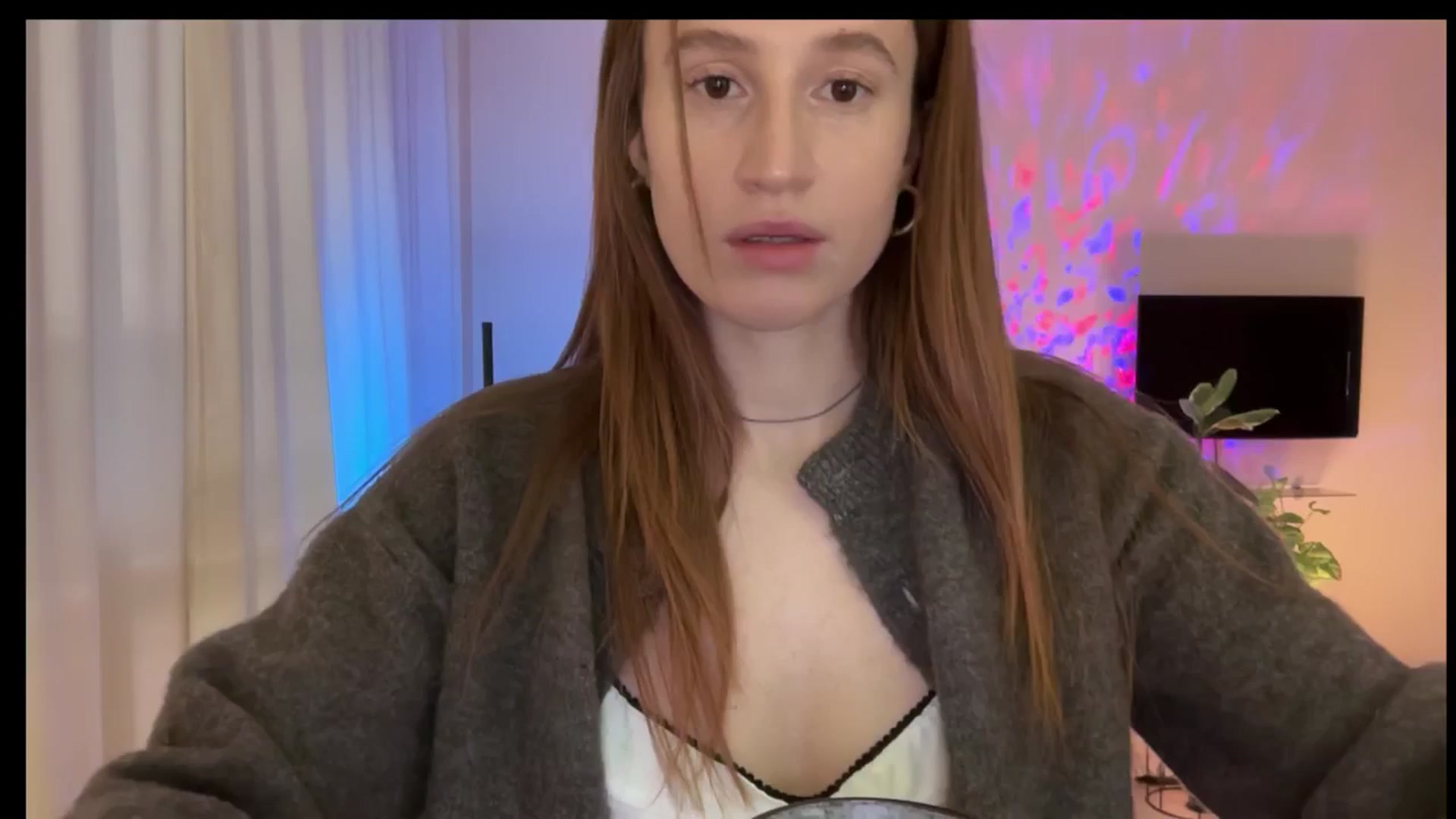 Gallery image thumbnail from LovelyBvnny's myfreecams stream on, 02/01/2025, 15:45 image 11 of 20