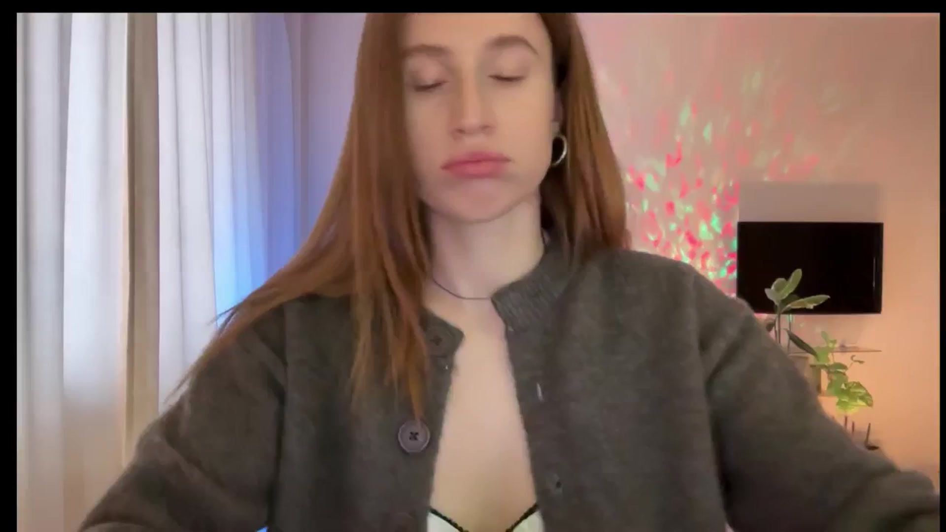 Gallery image thumbnail from LovelyBvnny's myfreecams stream on, 02/01/2025, 15:45 image 1 of 20
