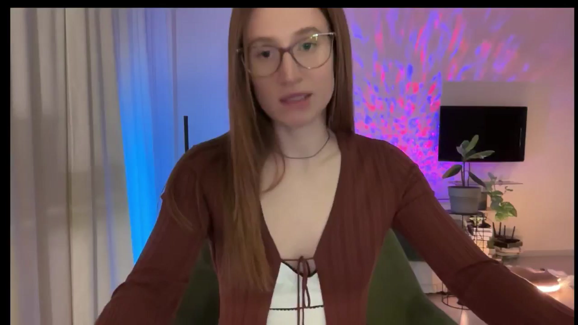 Gallery image thumbnail from LovelyBvnny's myfreecams stream on, 02/01/2025, 17:10 image 11 of 20