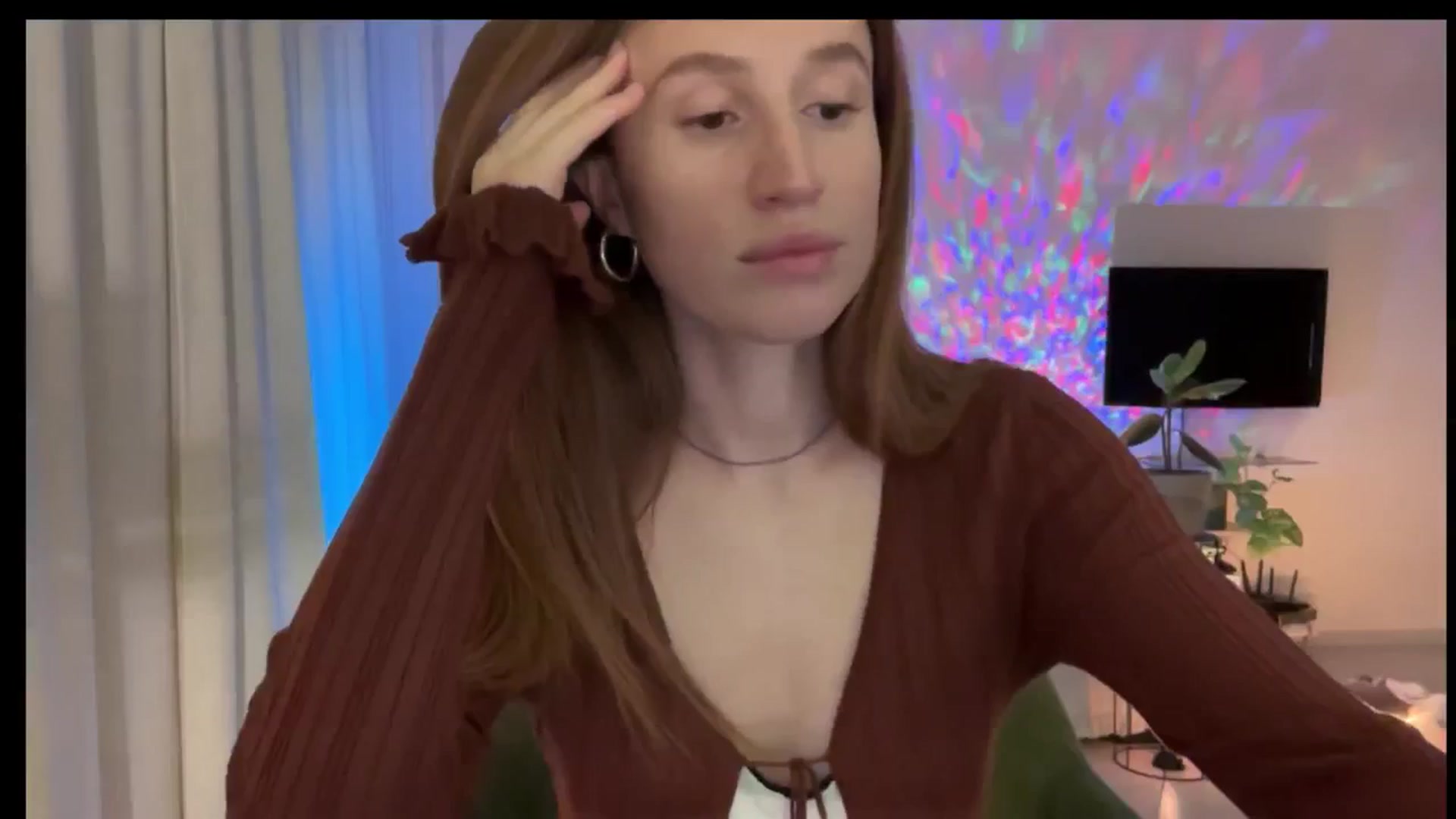 Gallery image thumbnail from LovelyBvnny's myfreecams stream on, 02/01/2025, 17:10 image 9 of 20
