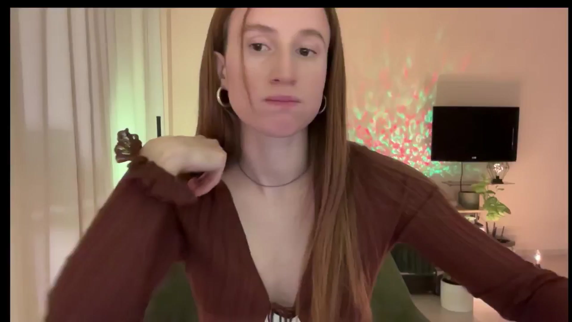 Gallery image thumbnail from LovelyBvnny's myfreecams stream on, 02/10/2025, 19:20 image 18 of 20