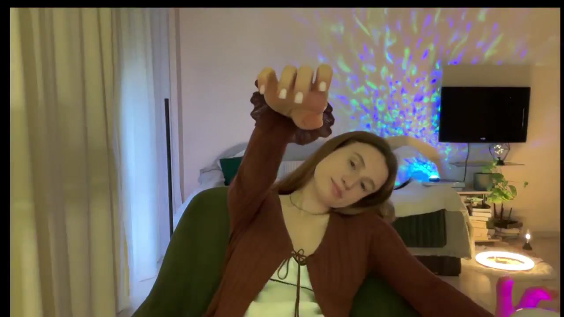 Gallery image thumbnail from LovelyBvnny's myfreecams stream on, 02/13/2025, 18:01 image 9 of 20