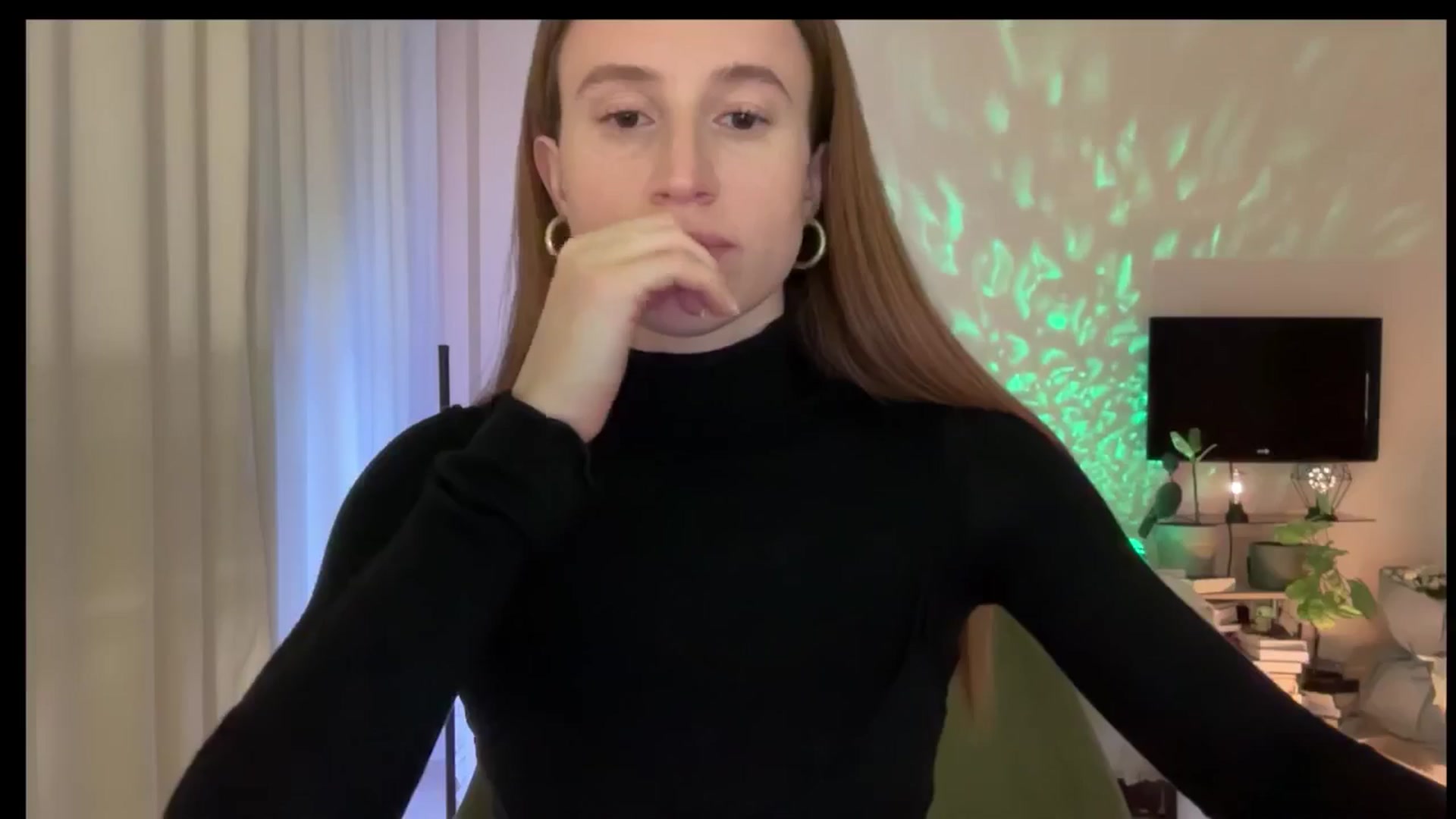 Gallery image thumbnail from LovelyBvnny's myfreecams stream on, 02/27/2025, 17:03 image 12 of 20
