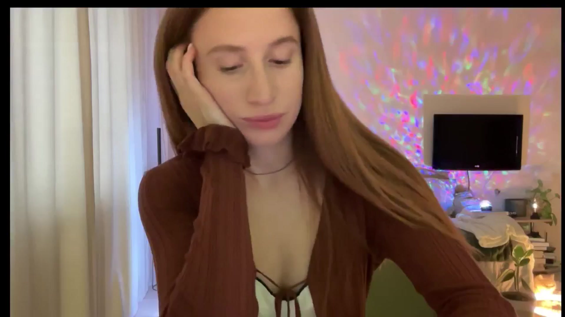 Gallery image thumbnail from LovelyBvnny's myfreecams stream on, 03/03/2025, 15:32 image 16 of 20