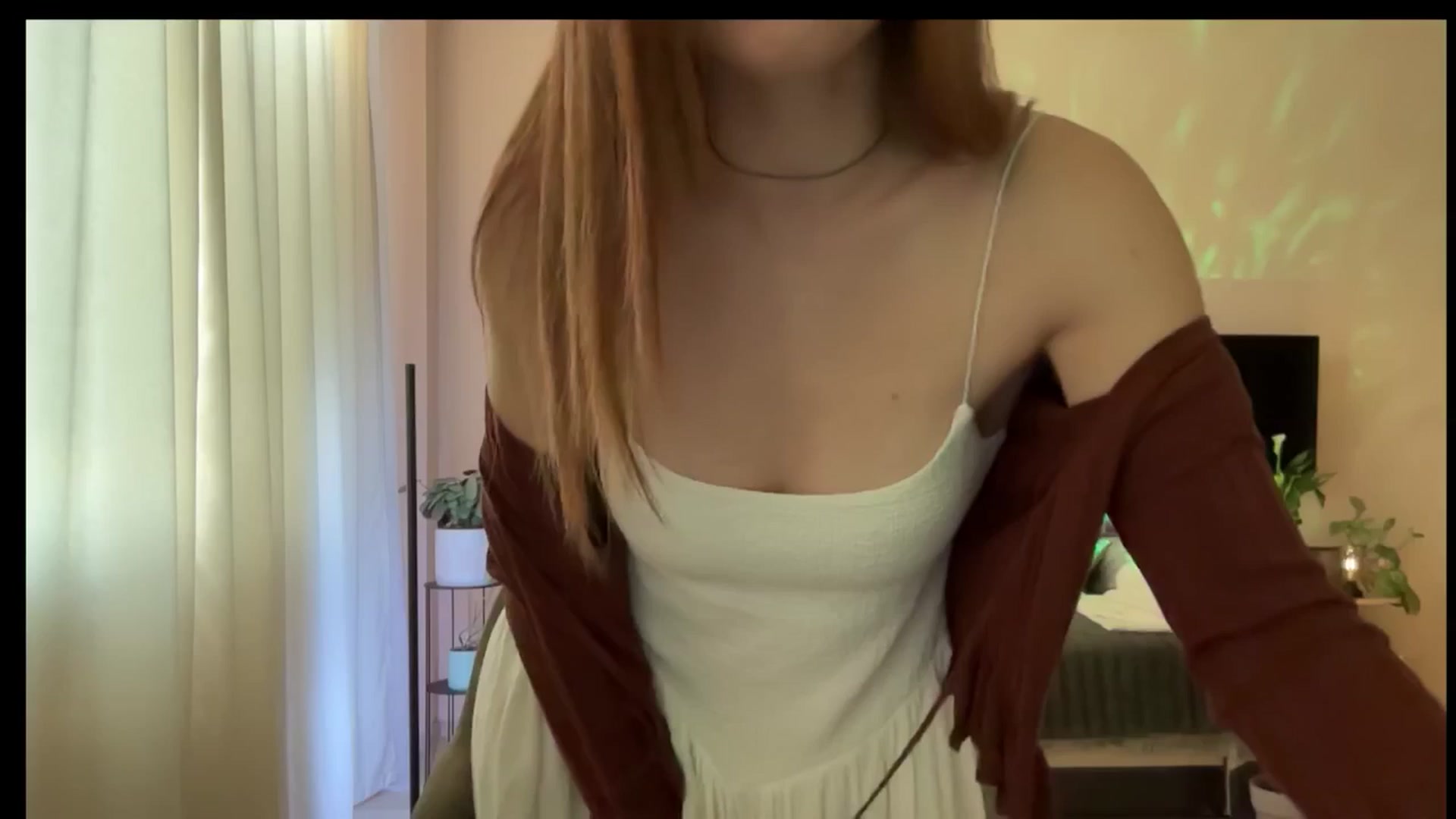 Gallery image thumbnail from LovelyBvnny's myfreecams stream on, 03/09/2025, 15:09 image 7 of 20