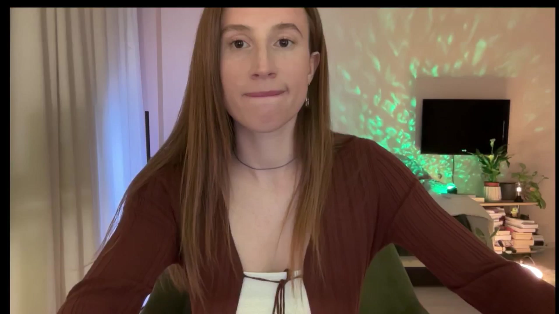 Gallery image thumbnail from LovelyBvnny's myfreecams stream on, 03/09/2025, 17:56 image 18 of 20