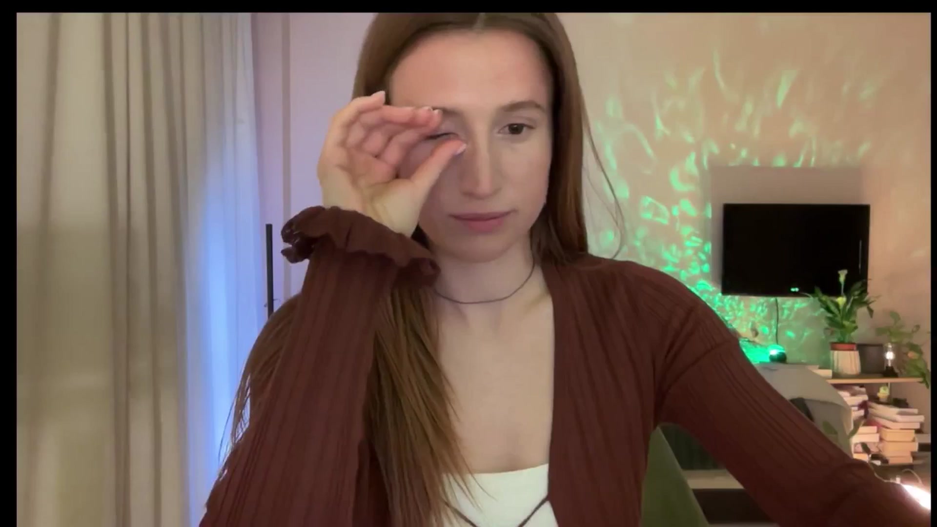 Gallery image thumbnail from LovelyBvnny's myfreecams stream on, 03/09/2025, 17:56 image 4 of 20