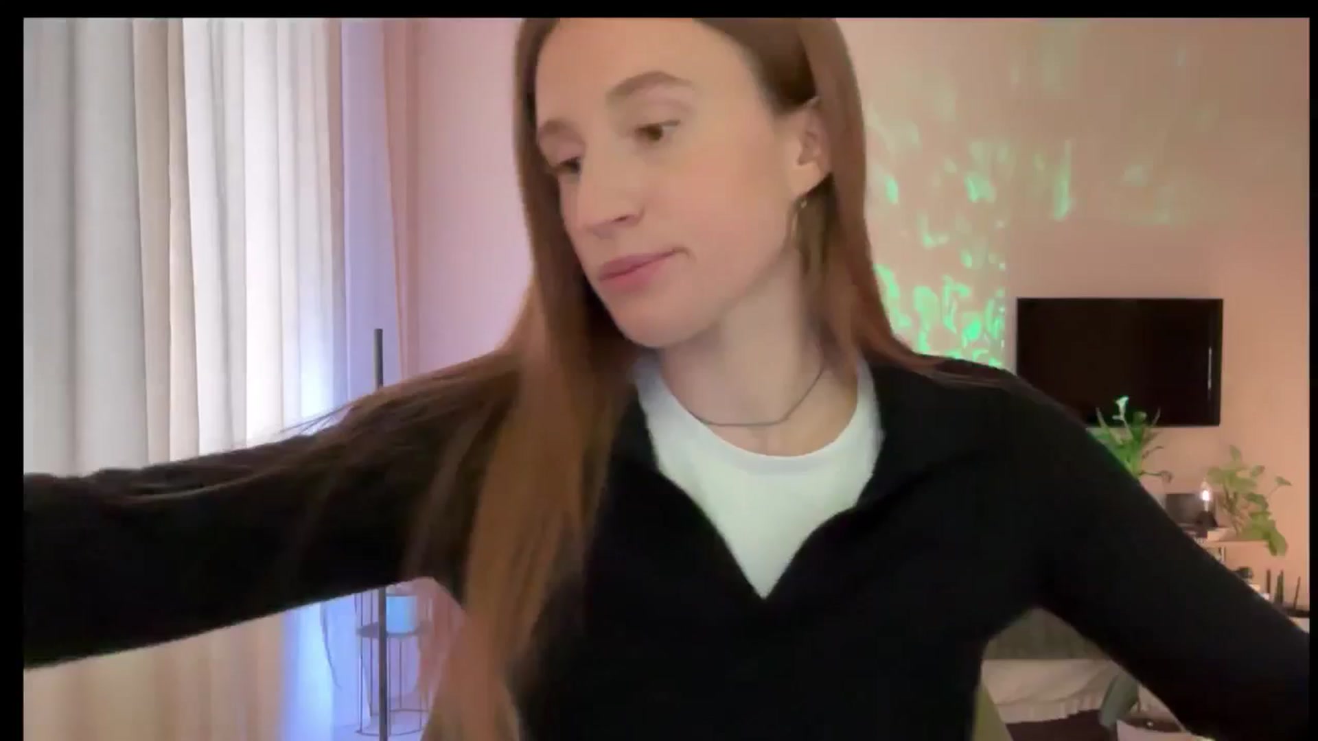 Gallery image thumbnail from LovelyBvnny's myfreecams stream on, 03/17/2025, 15:24 image 19 of 20