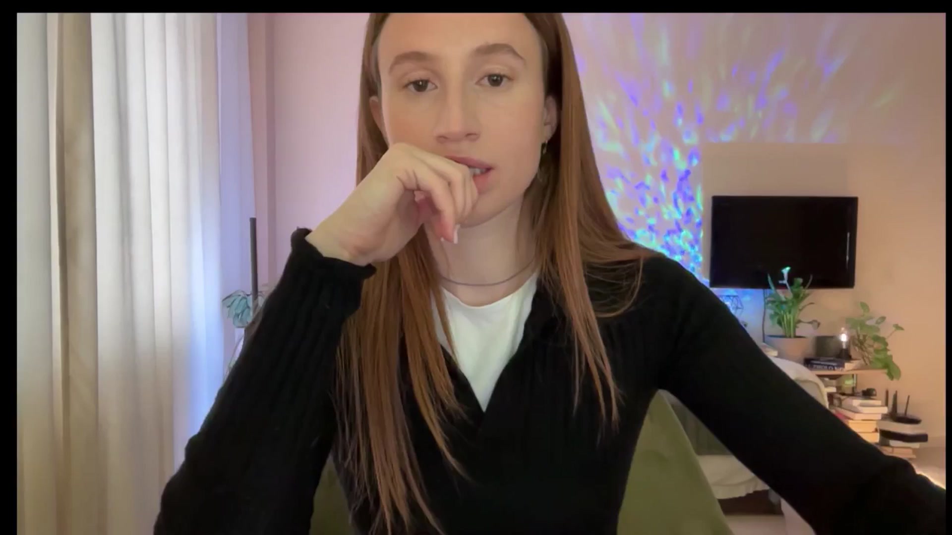 Gallery image thumbnail from LovelyBvnny's myfreecams stream on, 03/17/2025, 15:24 image 7 of 20