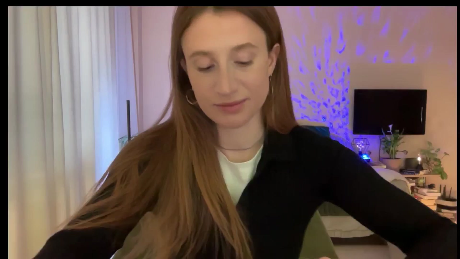 Gallery image thumbnail from LovelyBvnny's myfreecams stream on, 03/17/2025, 15:54 image 8 of 20
