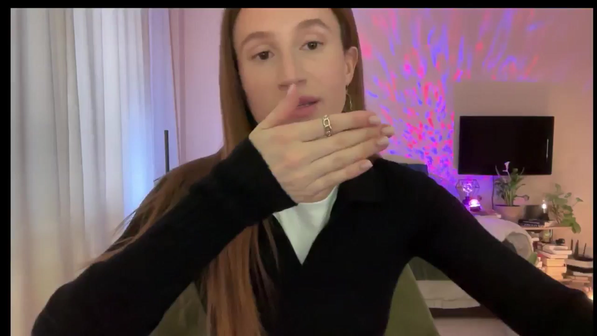 Gallery image thumbnail from LovelyBvnny's myfreecams stream on, 03/17/2025, 15:54 image 6 of 20