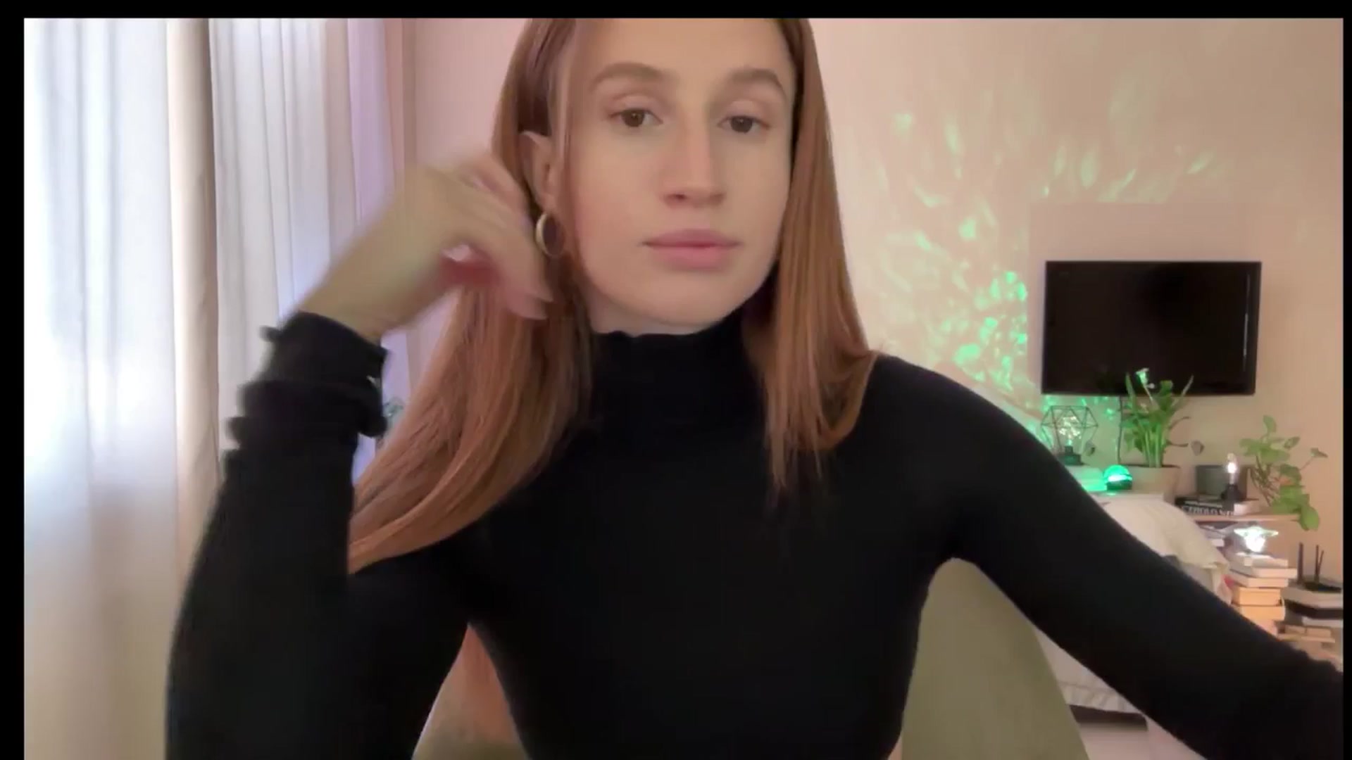 Gallery image thumbnail from LovelyBvnny's myfreecams stream on, 03/18/2025, 14:42 image 6 of 20