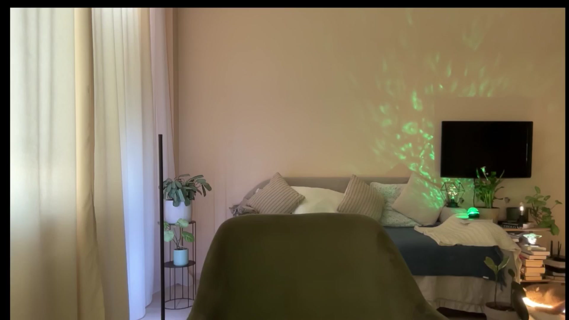 Gallery image thumbnail from LovelyBvnny's myfreecams stream on, 03/18/2025, 14:42 image 17 of 20