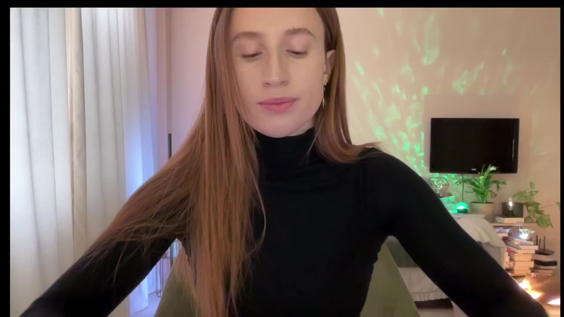 Gallery image thumbnail from LovelyBvnny's myfreecams stream on, 03/19/2025, 15:17 image 7 of 20