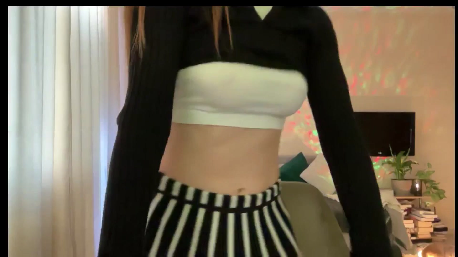 Gallery image thumbnail from LovelyBvnny's myfreecams stream on, 03/21/2025, 16:04 image 16 of 20