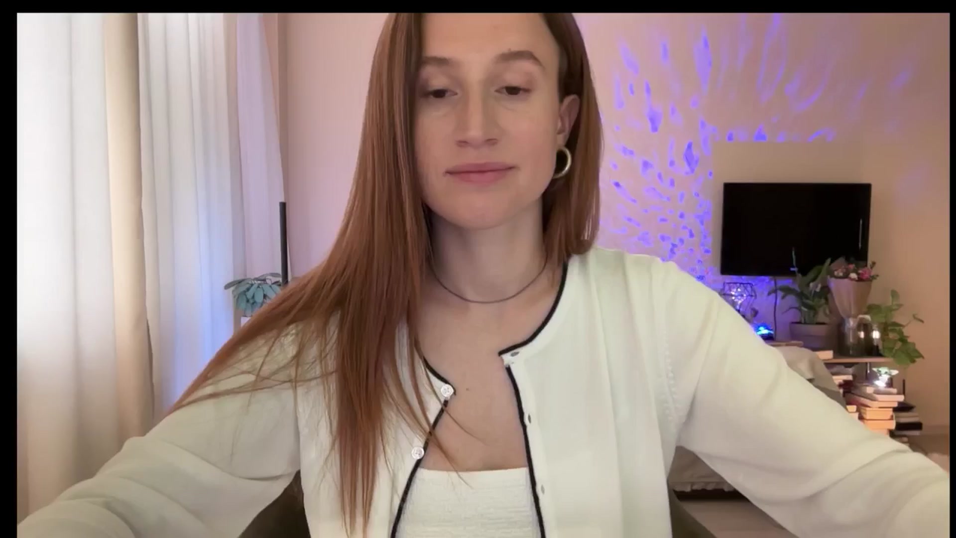 Gallery image thumbnail from LovelyBvnny's myfreecams stream on, 03/24/2025, 16:20 image 3 of 20