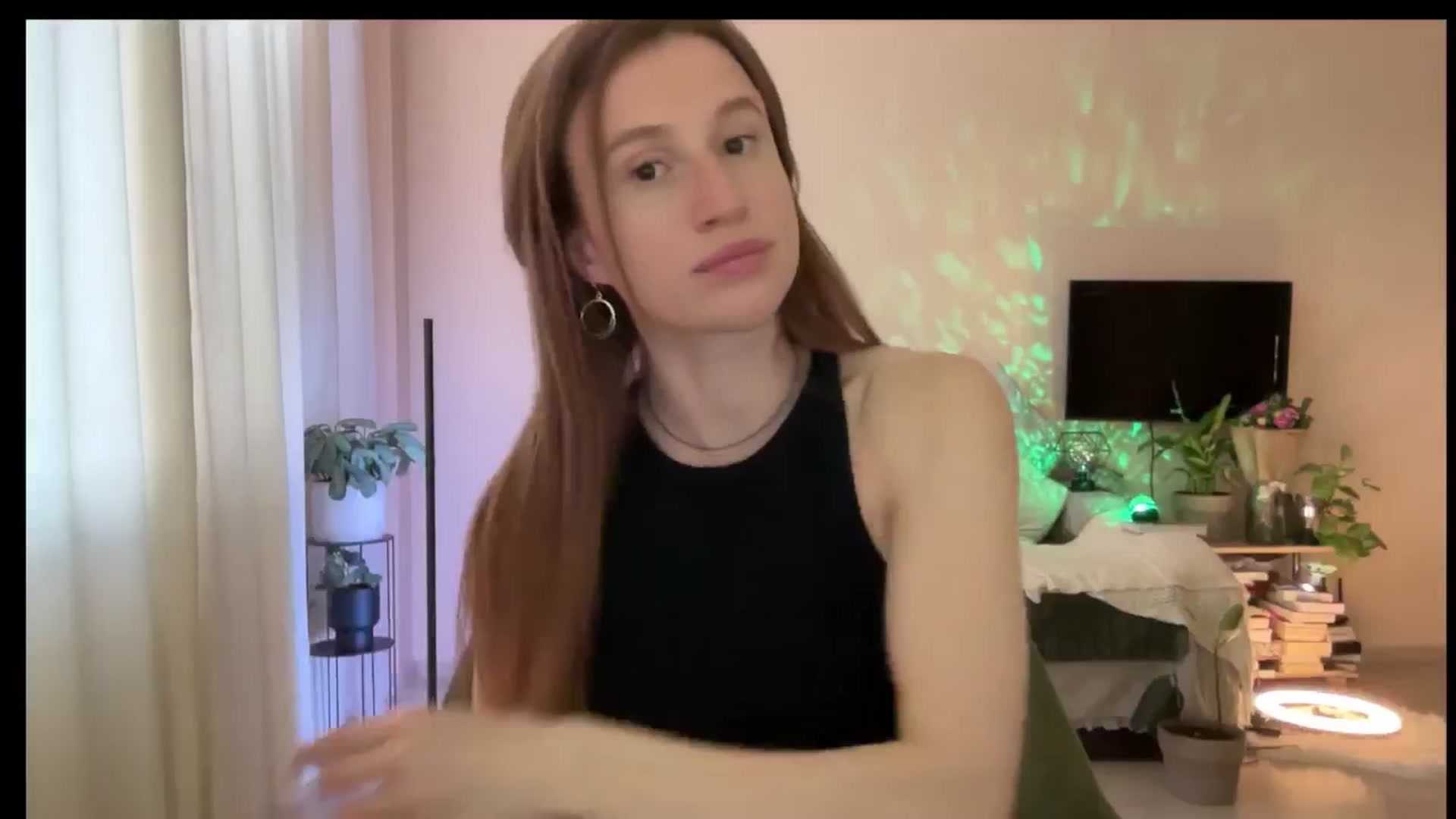 Gallery image thumbnail from LovelyBvnny's myfreecams stream on, 03/26/2025, 15:05 image 18 of 20