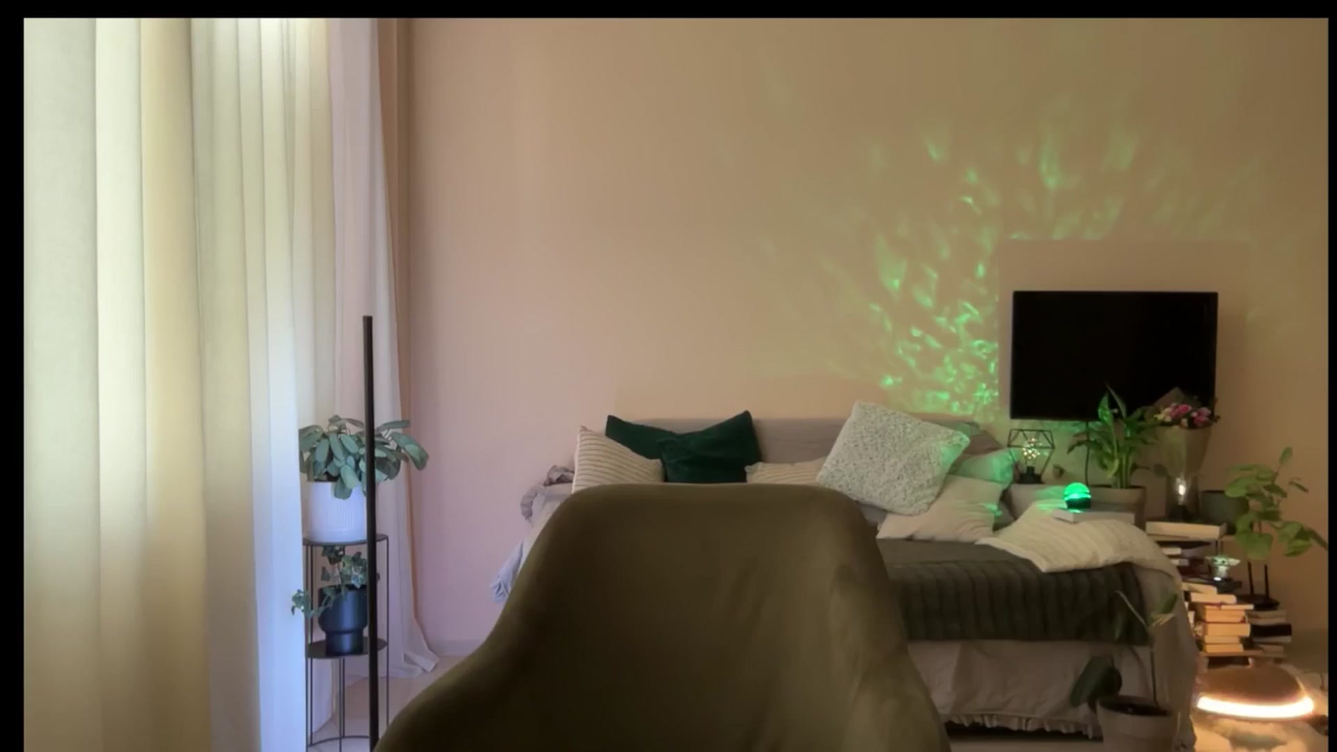 Gallery image thumbnail from LovelyBvnny's myfreecams stream on, 03/28/2025, 15:25 image 8 of 20