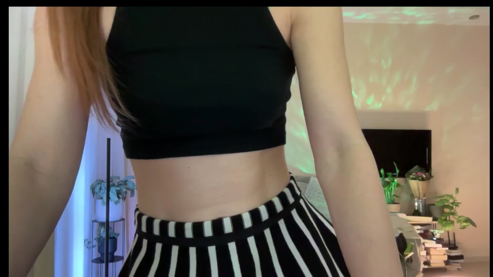 Gallery image thumbnail from LovelyBvnny's myfreecams stream on, 03/31/2025, 16:55 image 4 of 20