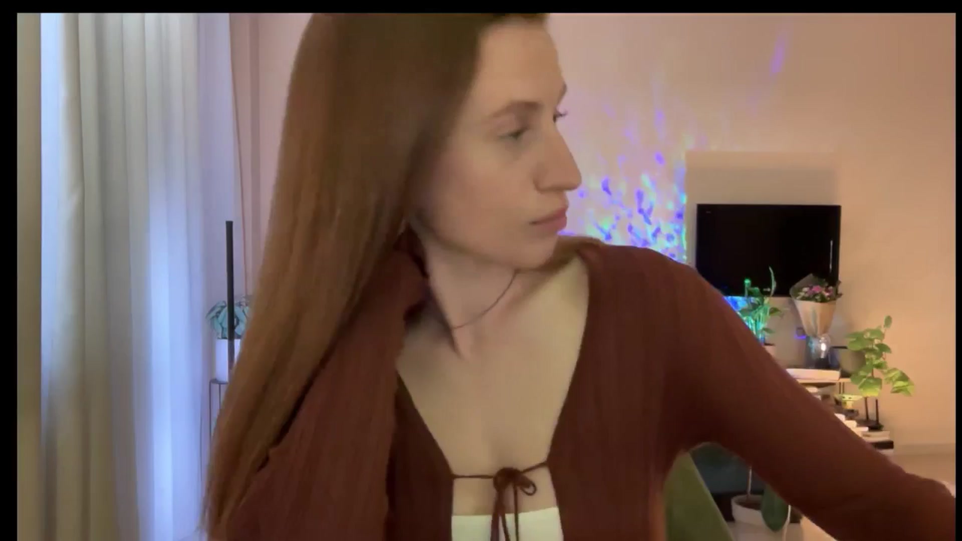 Gallery image thumbnail from LovelyBvnny's myfreecams stream on, 04/02/2025, 17:24 image 2 of 20