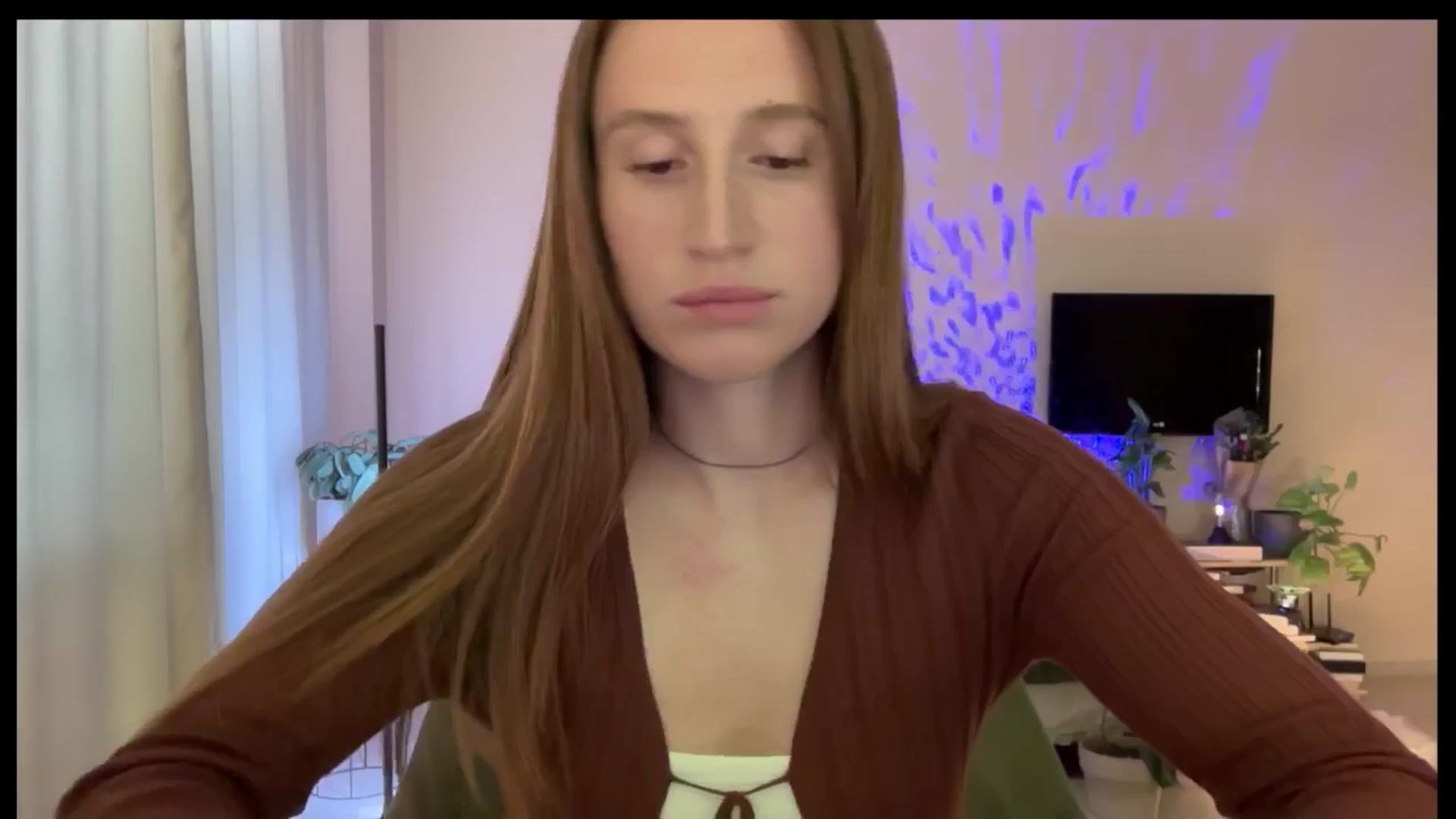 Gallery image thumbnail from LovelyBvnny's myfreecams stream on, 04/12/2025, 17:04 image 13 of 20