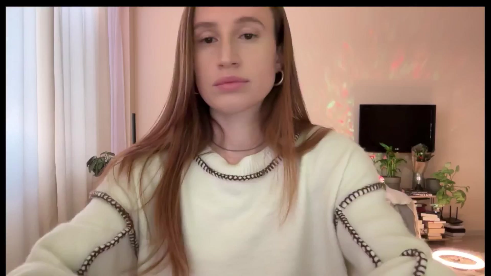 Gallery image thumbnail from LovelyBvnny's myfreecams stream on, 04/13/2025, 14:14 image 5 of 20