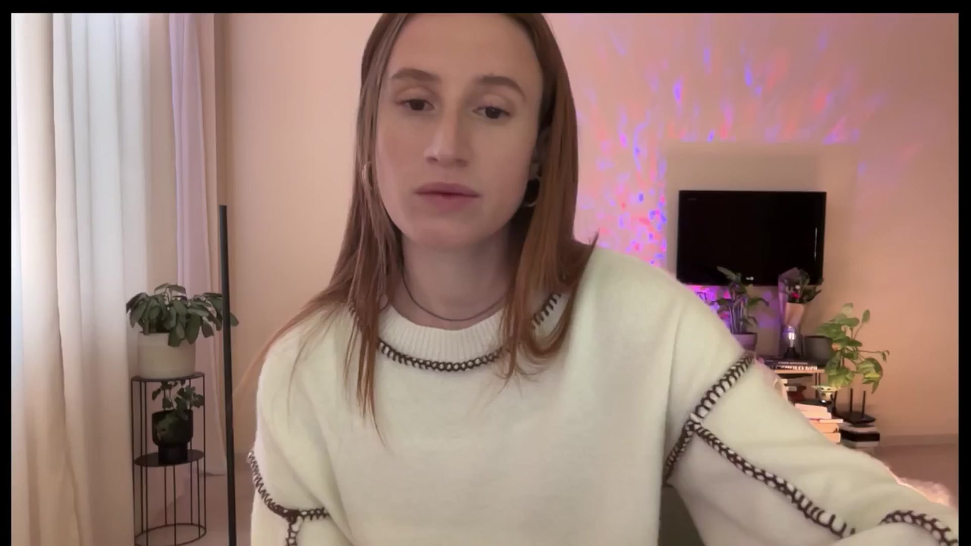 Gallery image thumbnail from LovelyBvnny's myfreecams stream on, 04/13/2025, 15:22 image 19 of 20
