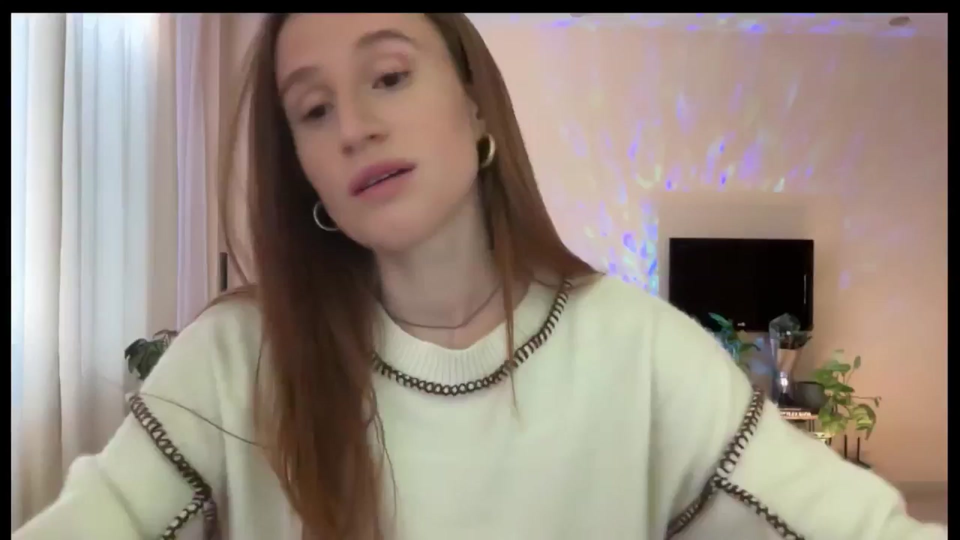 Gallery image thumbnail from LovelyBvnny's myfreecams stream on, 04/13/2025, 15:22 image 6 of 20