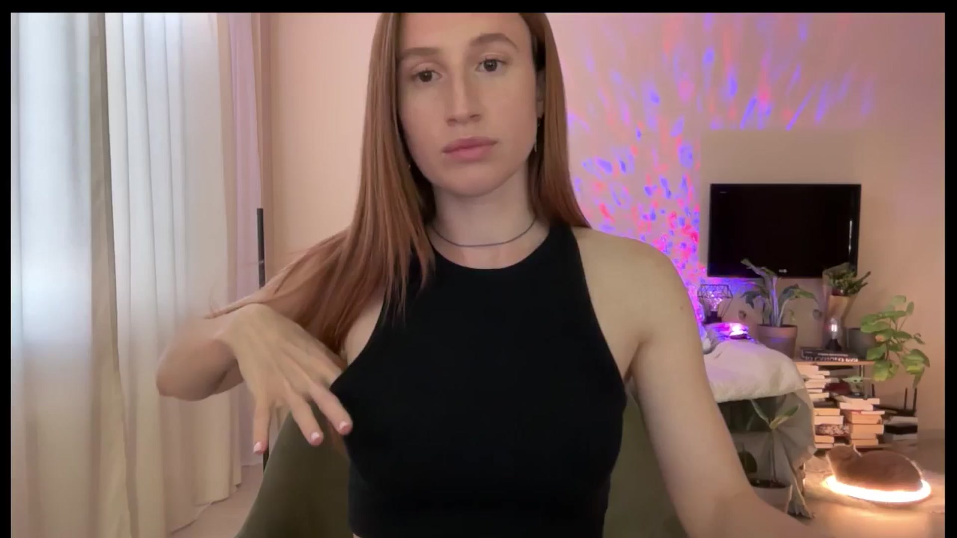 Gallery image thumbnail from LovelyBvnny's myfreecams stream on, 04/18/2025, 16:19 image 11 of 20