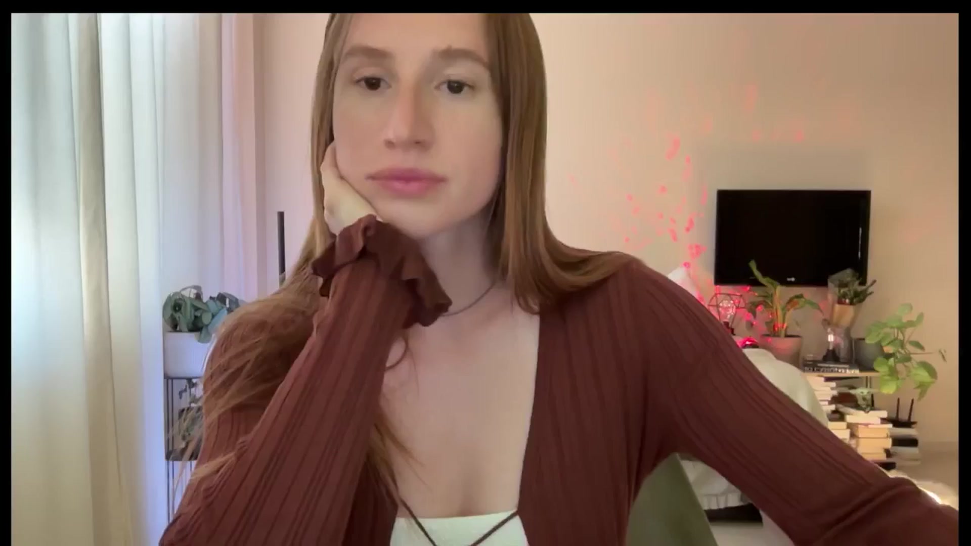 Gallery image thumbnail from LovelyBvnny's myfreecams stream on, 04/21/2025, 13:42 image 20 of 20