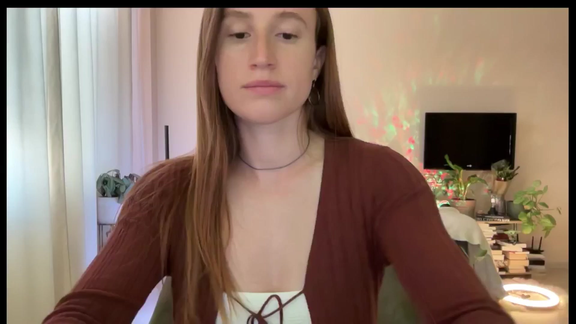 Gallery image thumbnail from LovelyBvnny's myfreecams stream on, 04/21/2025, 14:01 image 15 of 20