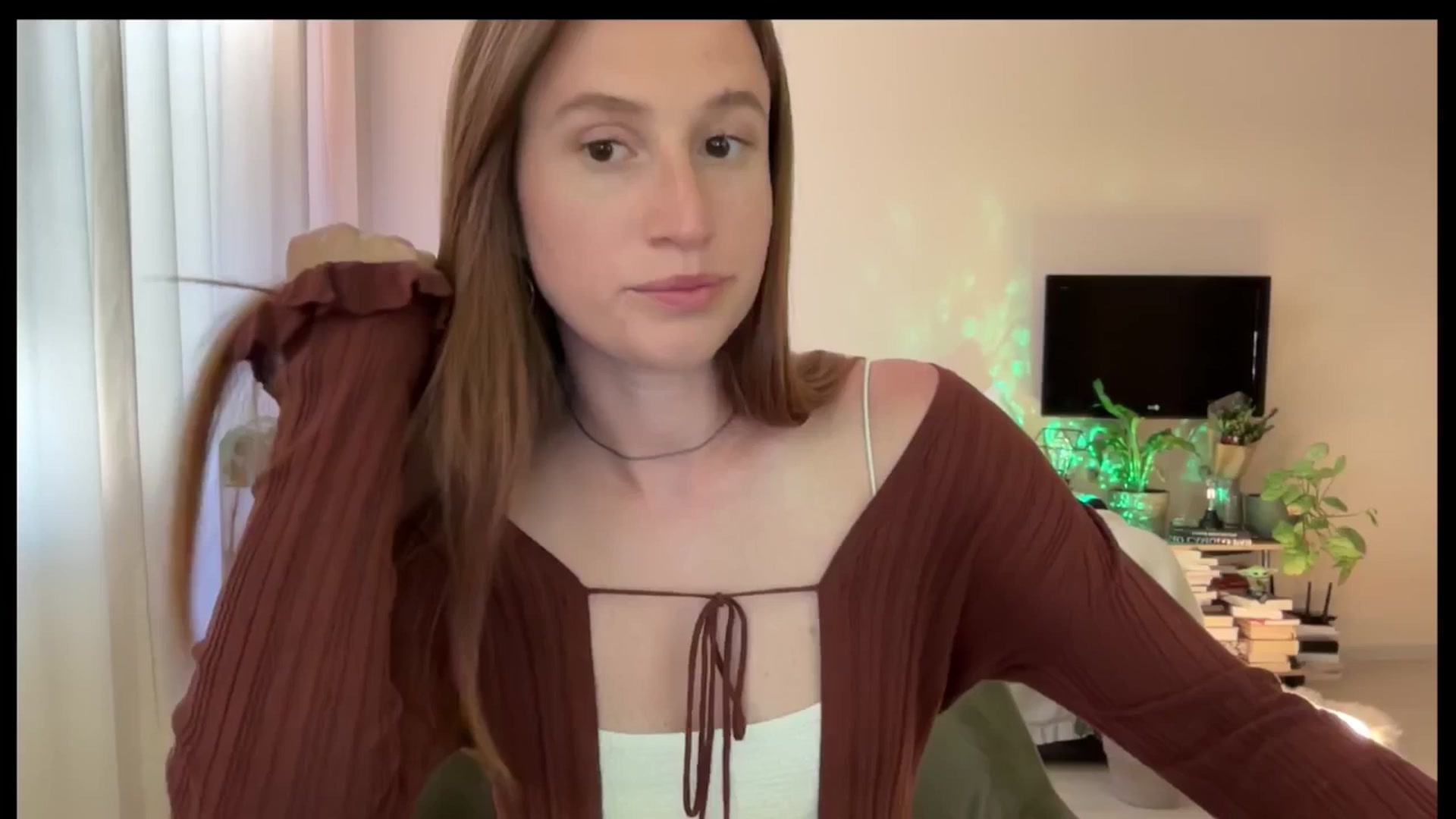 Gallery image thumbnail from LovelyBvnny's myfreecams stream on, 04/21/2025, 16:35 image 9 of 20