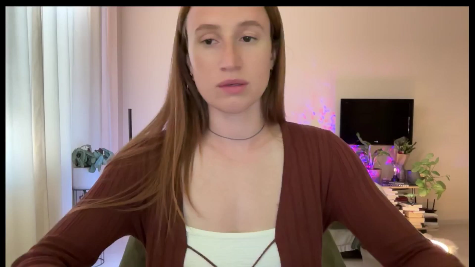 Gallery image thumbnail from LovelyBvnny's myfreecams stream on, 04/21/2025, 16:35 image 4 of 20