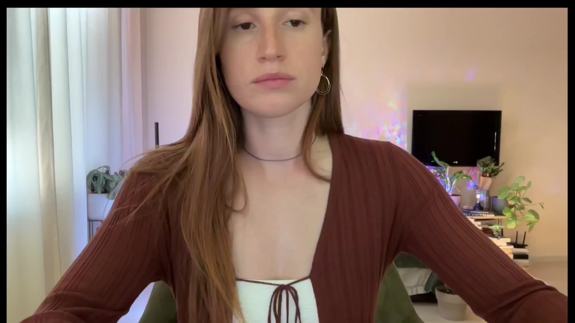 Gallery image thumbnail from LovelyBvnny's myfreecams stream on, 04/21/2025, 16:35 image 11 of 20