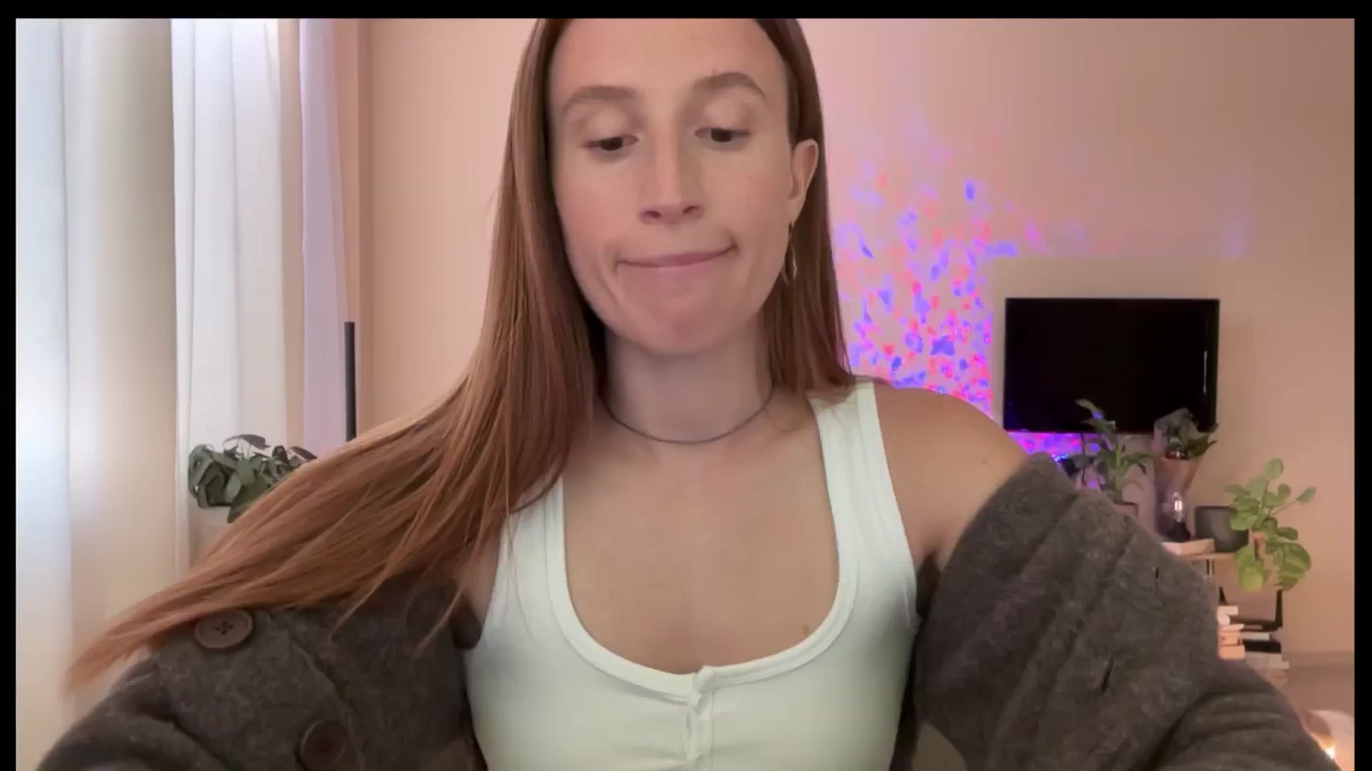Gallery image thumbnail from LovelyBvnny's myfreecams stream on, 04/27/2025, 16:24 image 6 of 20