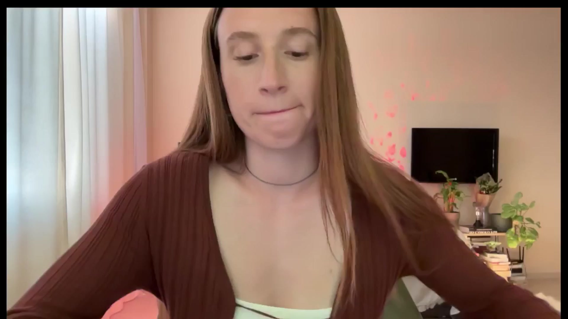 Gallery image thumbnail from LovelyBvnny's myfreecams stream on, 04/30/2025, 16:12 image 10 of 20