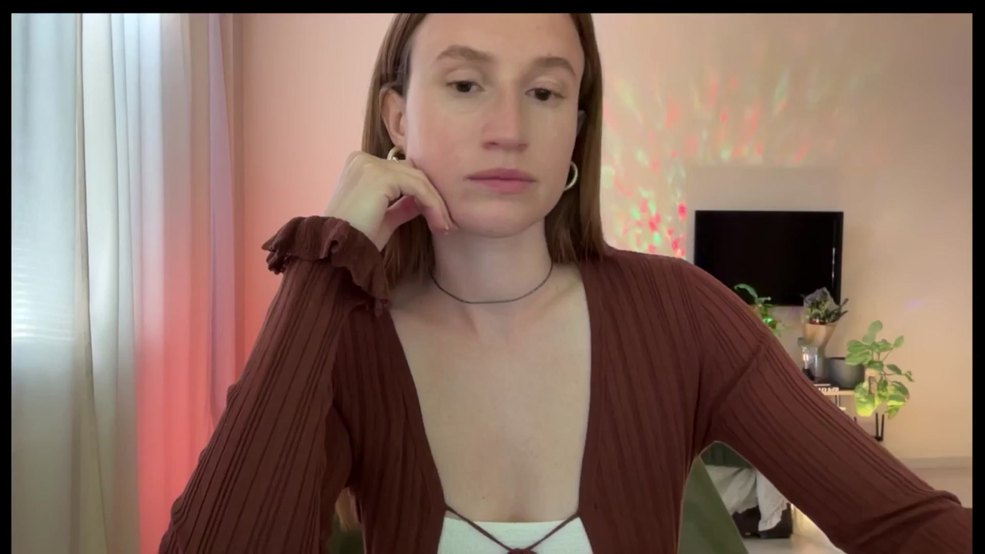 Gallery image thumbnail from LovelyBvnny's myfreecams stream on, 04/30/2025, 16:12 image 14 of 20