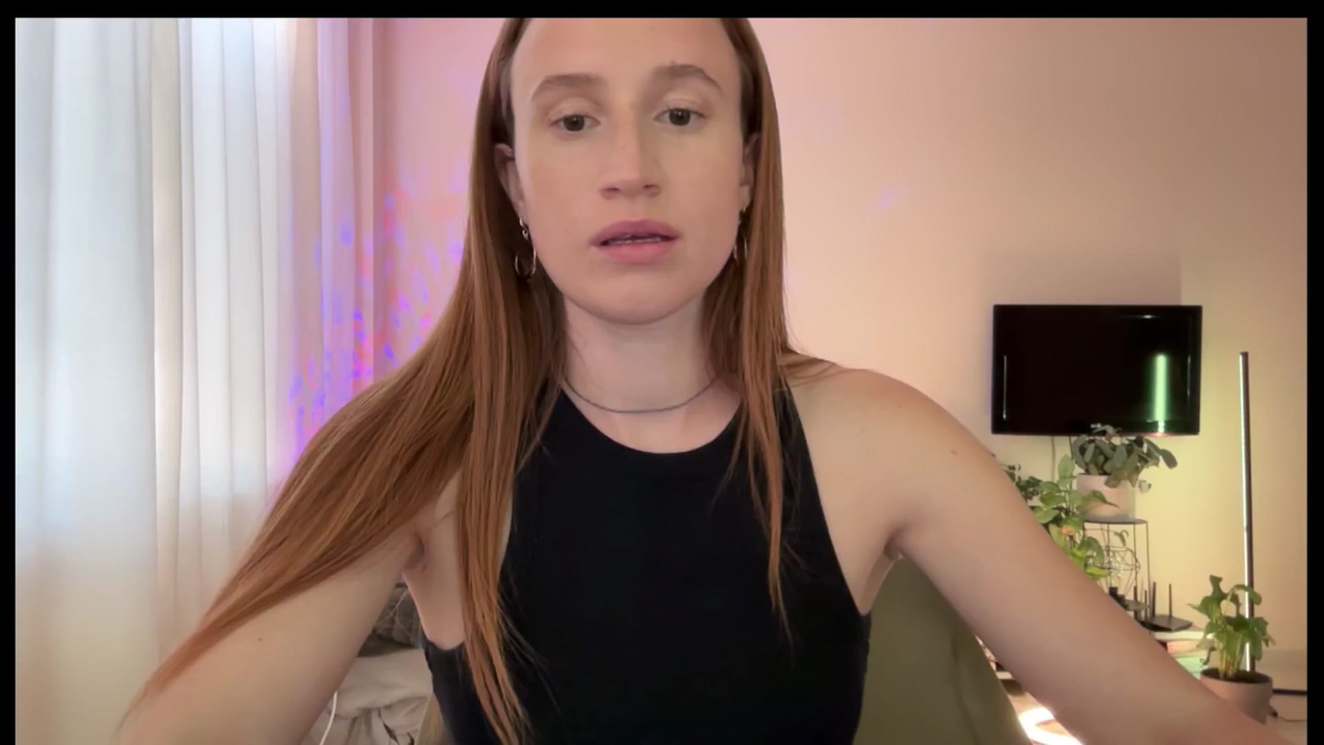 Gallery image thumbnail from LovelyBvnny's myfreecams stream on, 05/05/2025, 16:10 image 2 of 20