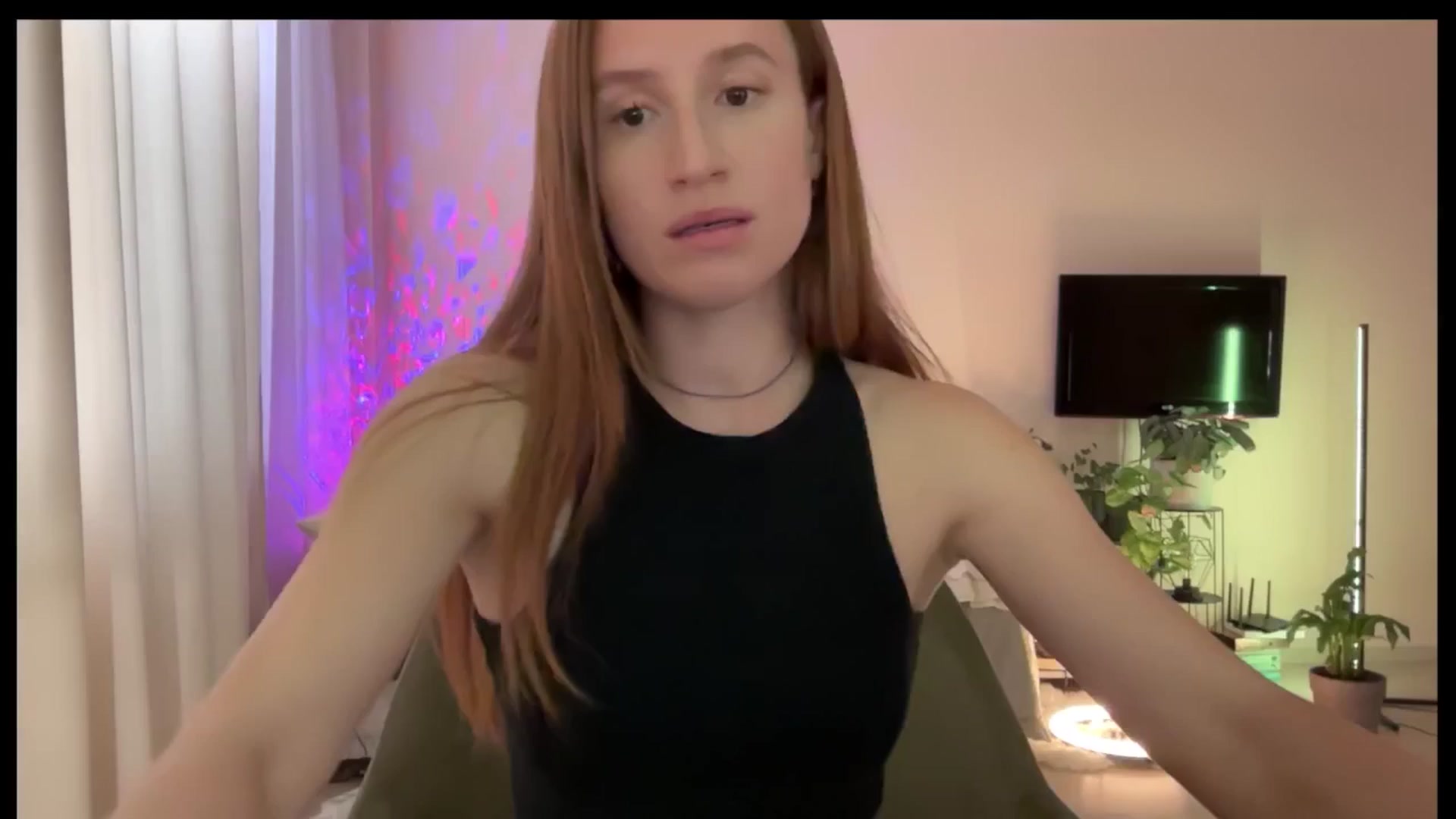 Gallery image thumbnail from LovelyBvnny's myfreecams stream on, 05/07/2025, 15:44 image 19 of 20