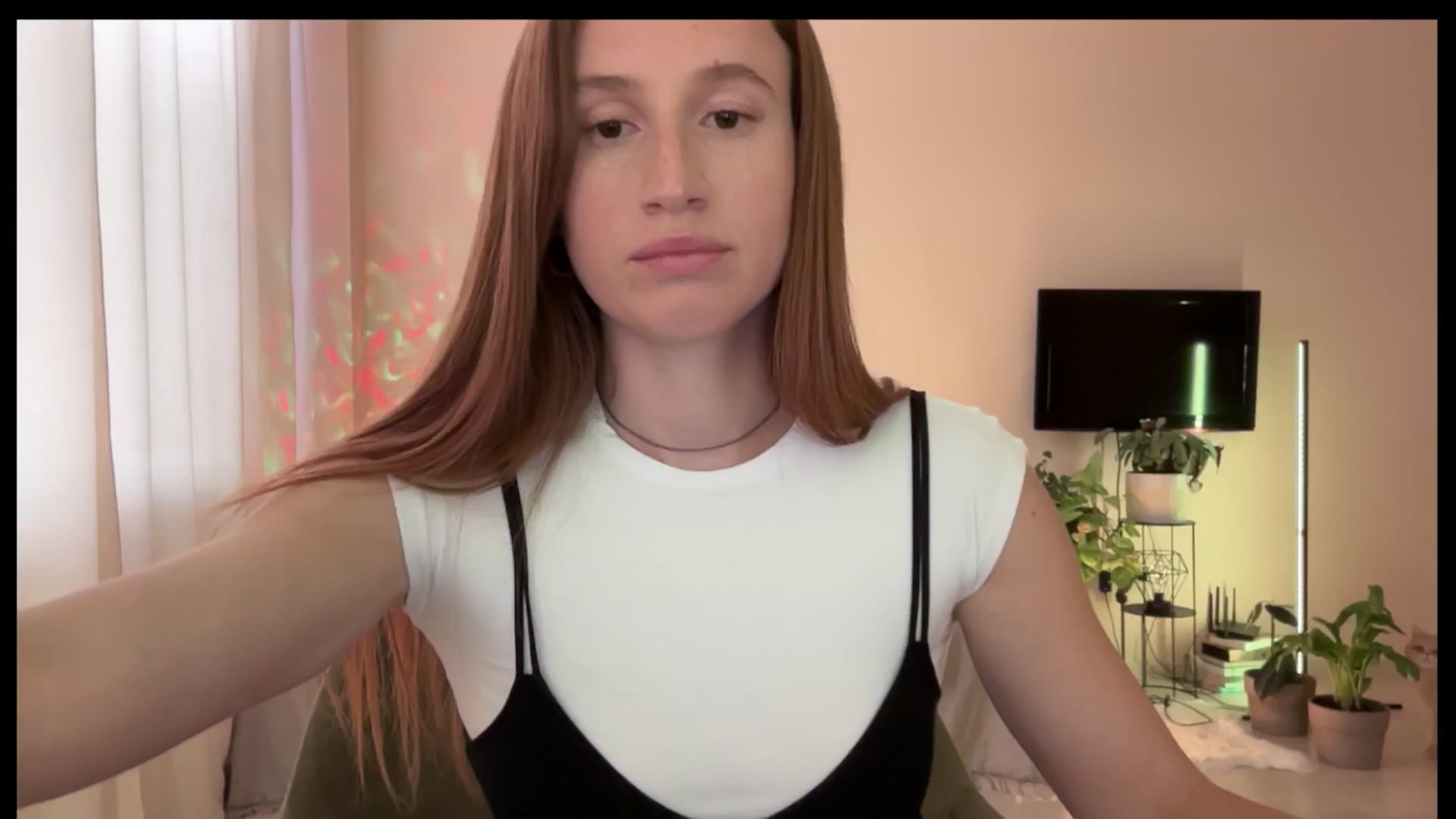 Gallery image thumbnail from LovelyBvnny's myfreecams stream on, 05/14/2025, 17:03 image 7 of 20