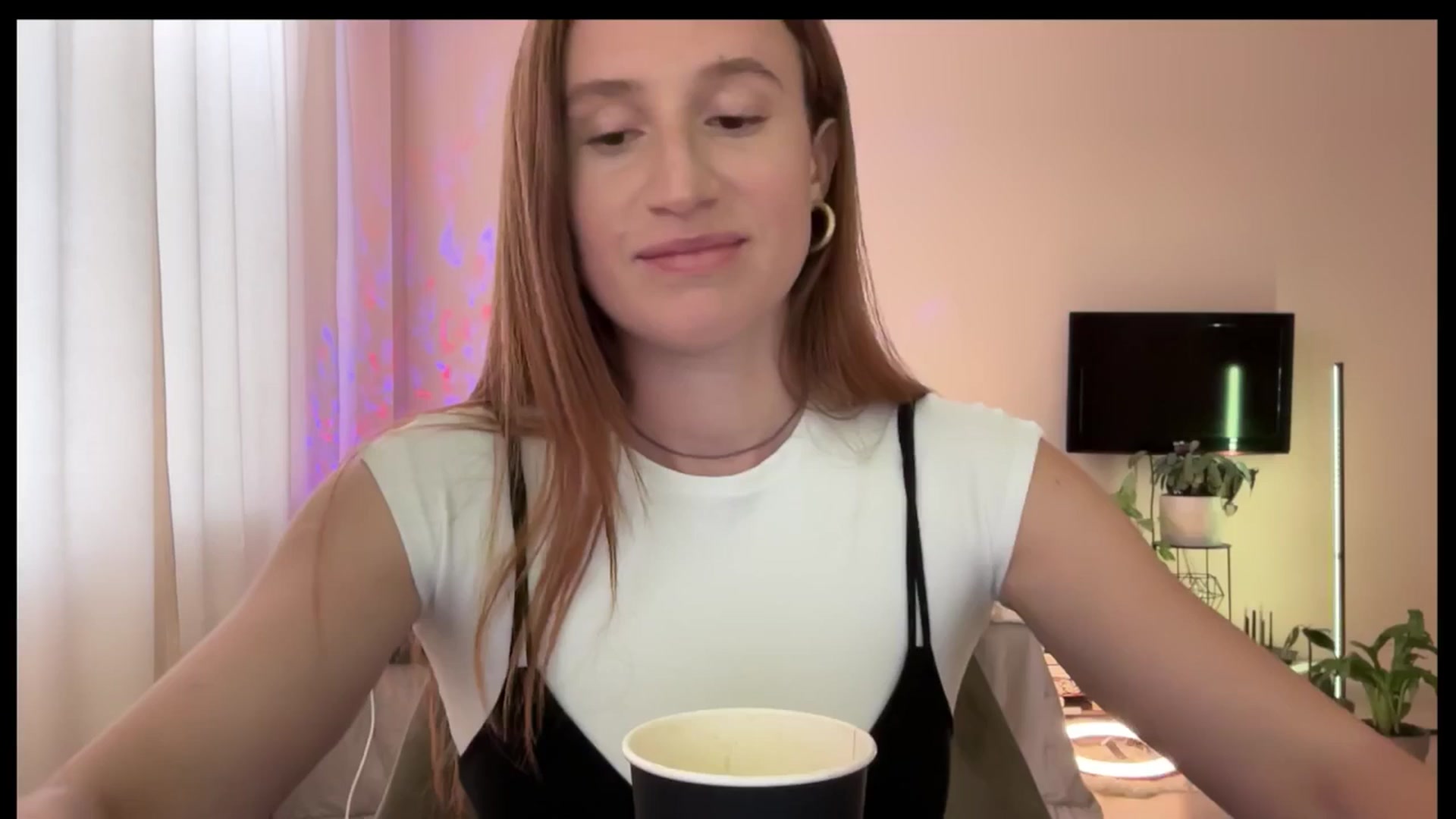 Gallery image thumbnail from LovelyBvnny's myfreecams stream on, 05/14/2025, 17:03 image 1 of 20
