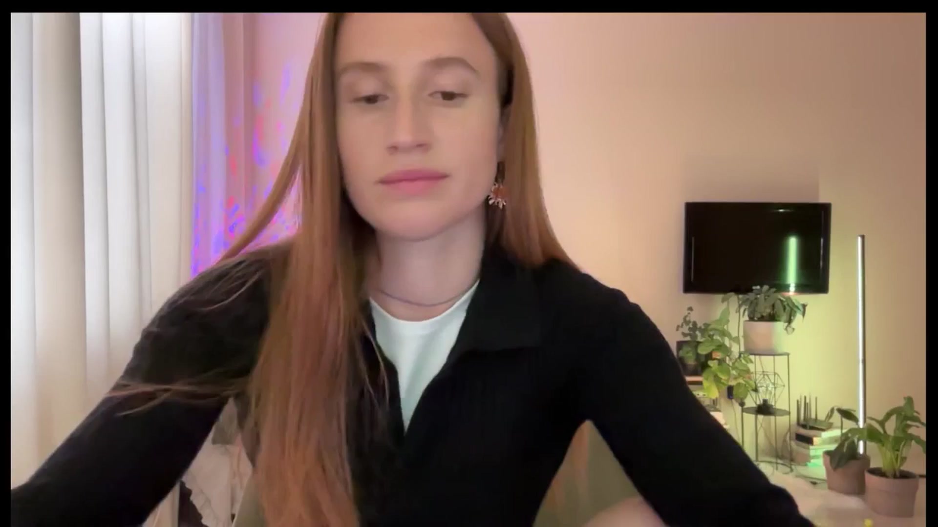 Gallery image thumbnail from LovelyBvnny's myfreecams stream on, 05/16/2025, 15:02 image 16 of 20