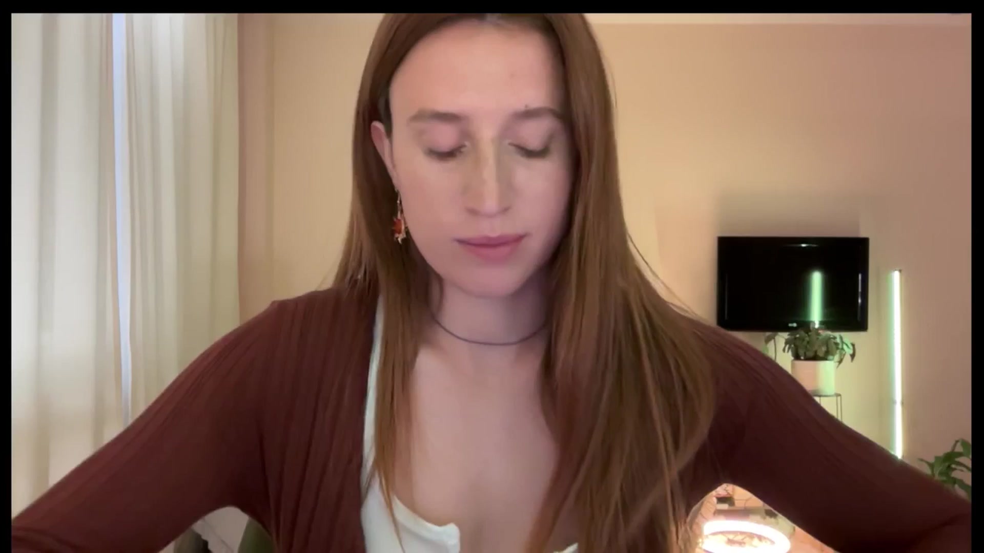 Gallery image thumbnail from LovelyBvnny's myfreecams stream on, 05/19/2025, 14:59 image 19 of 20