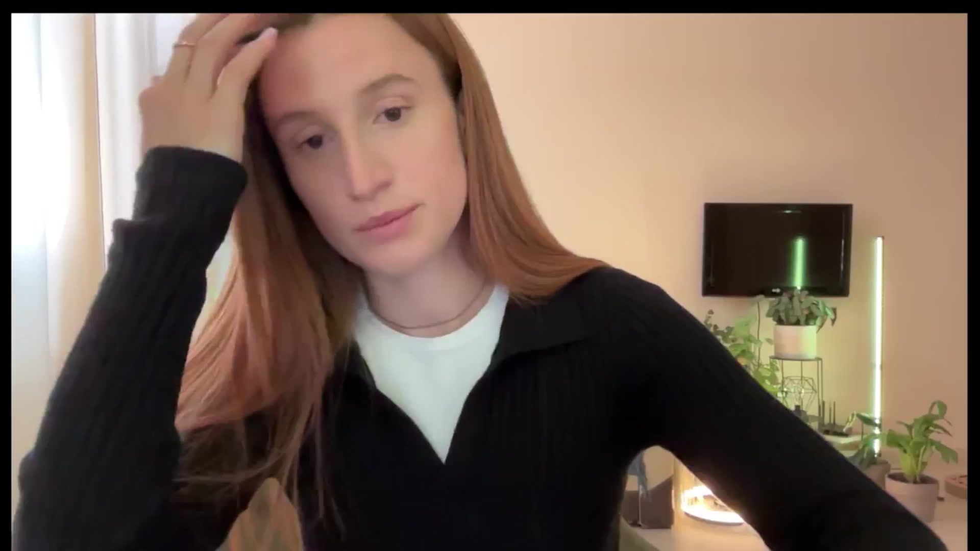 Gallery image thumbnail from LovelyBvnny's myfreecams stream on, 05/21/2025, 14:31 image 11 of 20