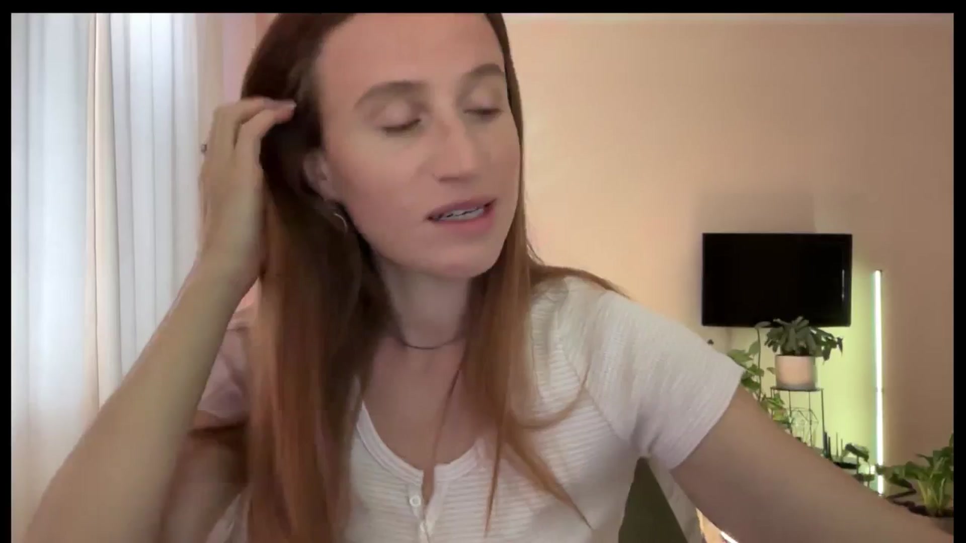 Gallery image thumbnail from LovelyBvnny's myfreecams stream on, 05/26/2025, 14:49 image 19 of 20
