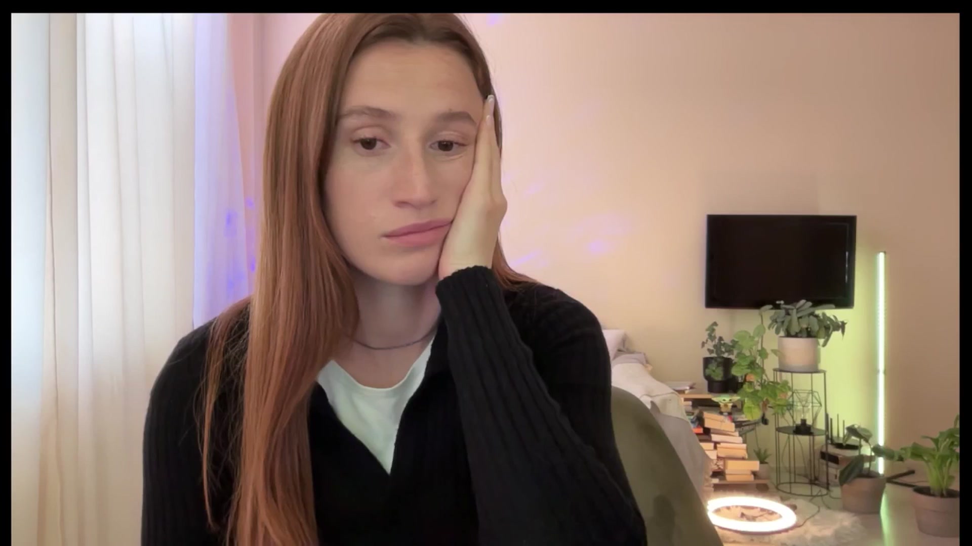 Gallery image thumbnail from LovelyBvnny's myfreecams stream on, 05/30/2025, 14:59 image 10 of 20